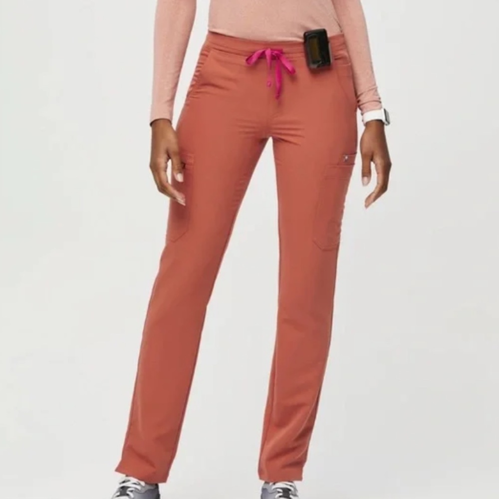 Figs Yola Skinny Scrub Pants in Terracotta - XS Petite